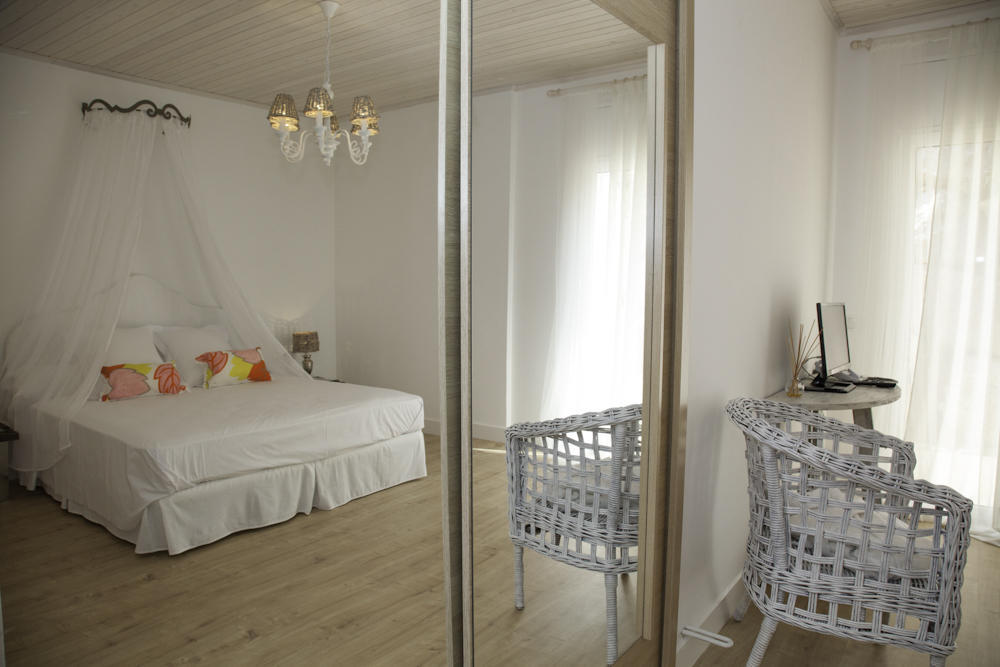 Es Cel De Begur Hotel Стая снимка