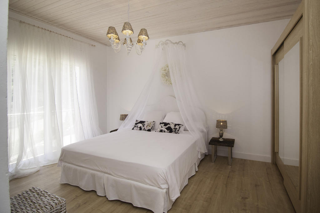 Es Cel De Begur Hotel Екстериор снимка
